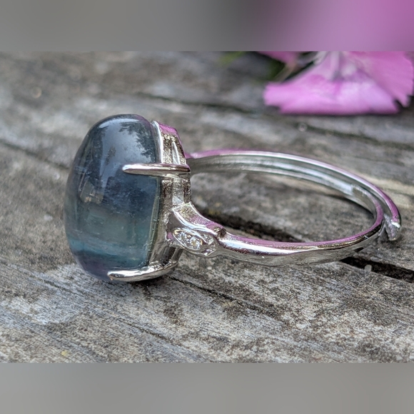 Gorgeous Rainbow Fluorite Gemstone Ring. Blue Ring Adjustable Size 8-10 - Picture 7 of 10